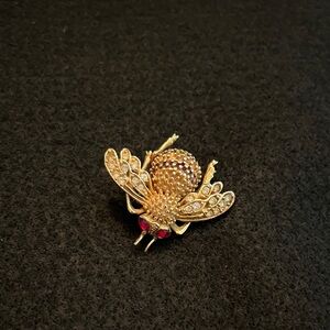 Vintage Boucher Golden Bee Brooch